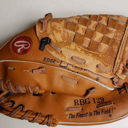 Cracks in the leather Cracks in the leather