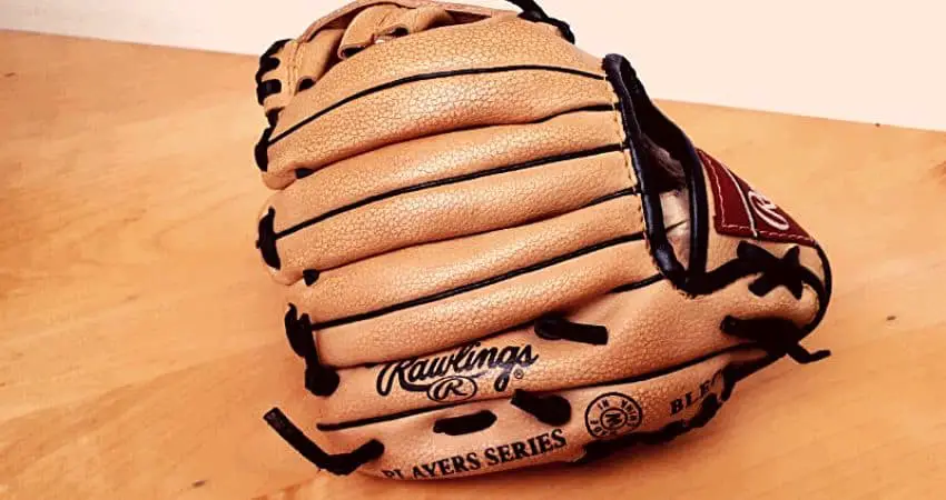 How to Use Vaseline on Baseball Gloves