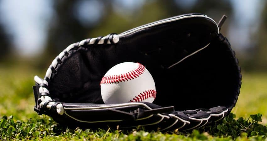 Best Baseball Gloves Under 200