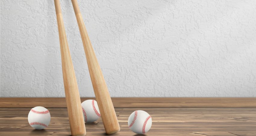 What are Wood Baseball Bats