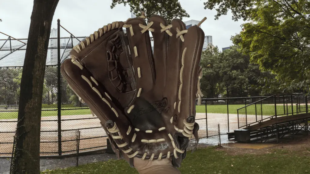 Mizuno Franchise Fastpitch Softball Glove